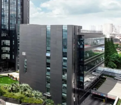 深圳市弱电安防系统集成中POE交换机选型与供电标准解析